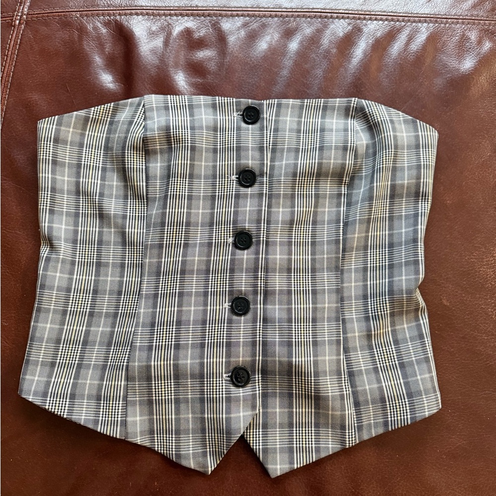 New with tags 1990’s Plaid Strapless Button-Up Top